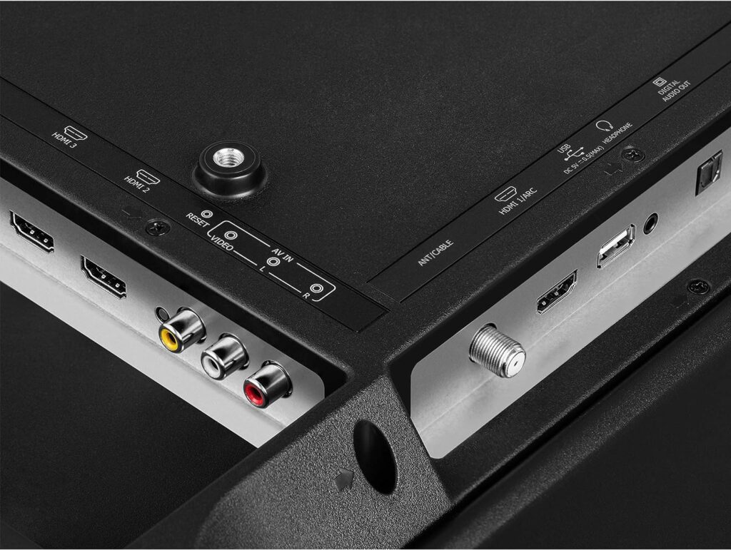 Hisense 32-Inch Class H4 Series LED Roku Smart TV with Alexa Compatibility (32H4F, 2020 Model)